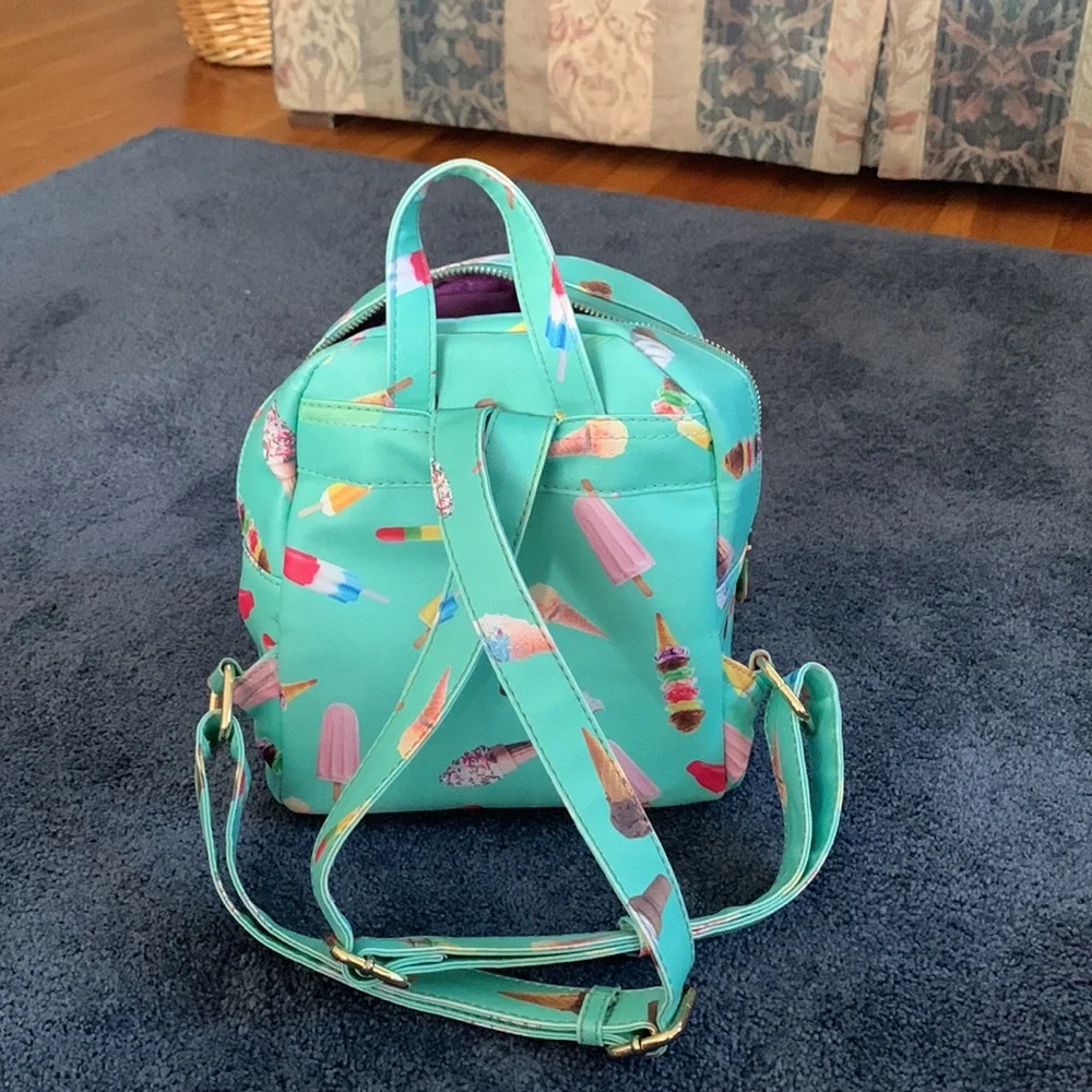 🍦Girl’s Backback🍦 - Picture 2 of 7